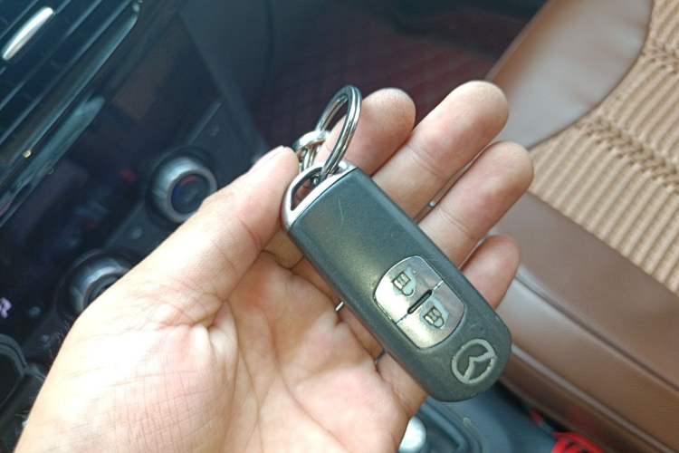 Used Mazda CX-5 2015 2.0L Manual Two-Wheel Drive Comfort Version Vehicle Key