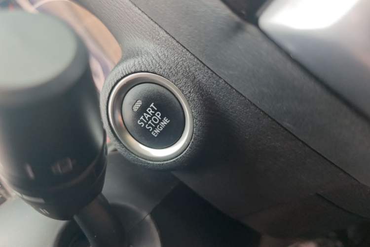 Used Mazda CX-5 2015 2.0L Automatic Two-Wheel Drive Urban Version Vehicle Key