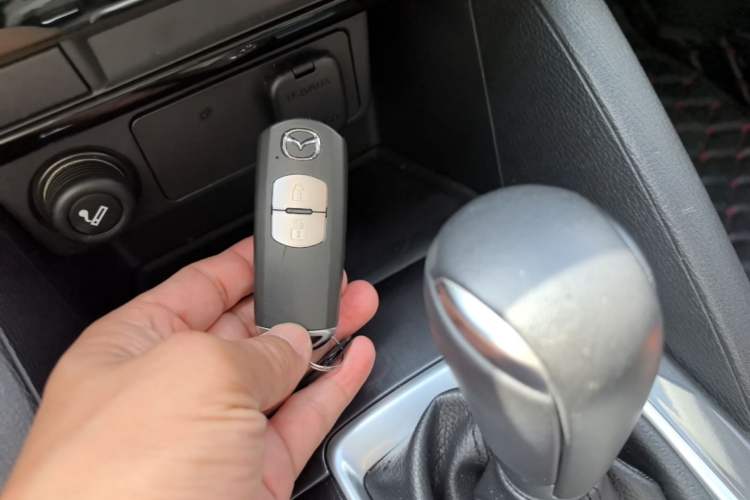 Used Mazda CX-5 2015 2.0L Automatic Two-Wheel Drive Urban Version Vehicle Key