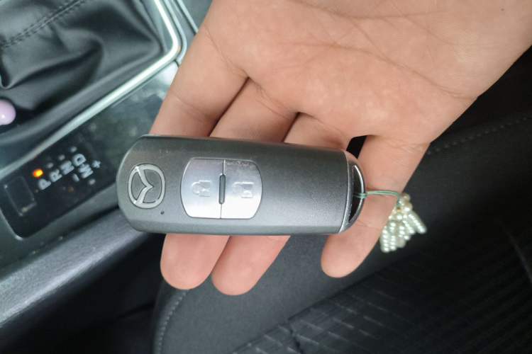 Used Mazda CX-5 2015 2.0L Automatic Two-Wheel Drive Urban Version Vehicle Key