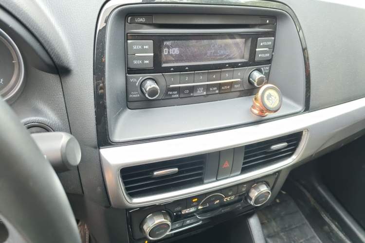 Used Mazda CX-5 2015 2.0L Automatic Two-Wheel Drive Urban Version Audio And AC Panel