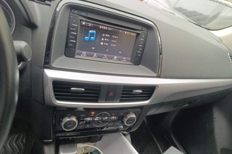 Used Mazda CX-5 2015 2.0L Automatic 4x4 Luxury Edition Audio And AC Panel