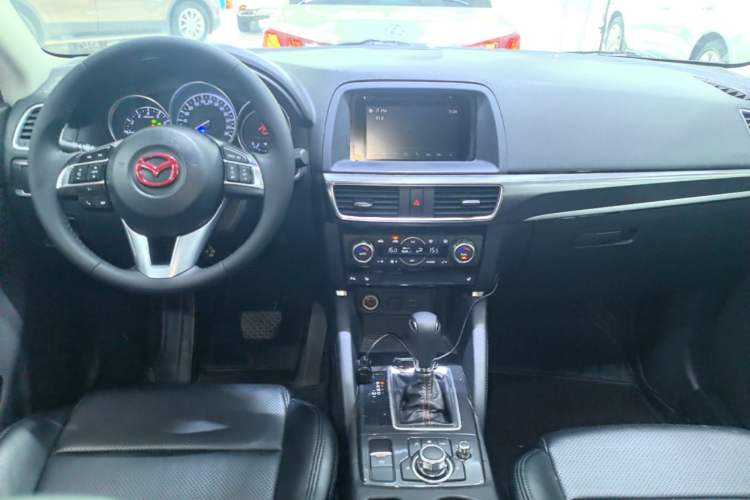 Used Mazda CX-5 2015 2.5L Automatic 4x4 Prestige Edition Center Console