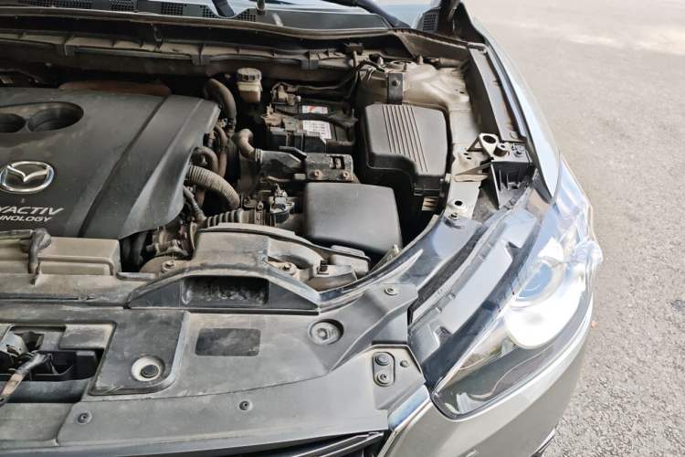 Used Mazda CX-5 2015 2.0L Automatic Two-Wheel Drive Urban Version Engine Bay Left
