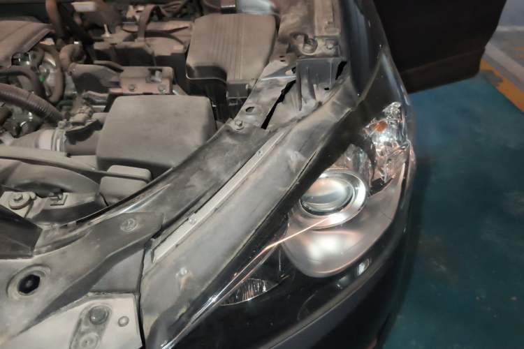 Used Mazda CX-5 2015 2.0L Automatic 2WD Comfort Edition Engine Bay Left