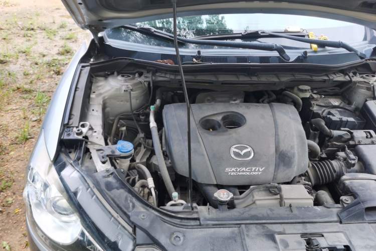 Used Mazda CX-5 2015 2.0L Automatic 4x4 Luxury Edition Engine Bay Right