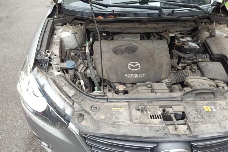 Used Mazda CX-5 2015 2.0L Automatic 4x4 Luxury Edition Engine Bay Right