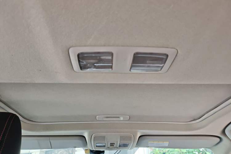 Used Mazda CX-5 2015 2.0L Automatic Two-Wheel Drive Urban Version Headliner