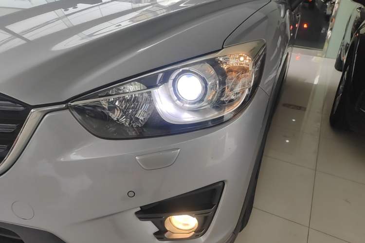 Used Mazda CX-5 2015 2.0L Automatic 4x4 Luxury Edition Left Front Headlight