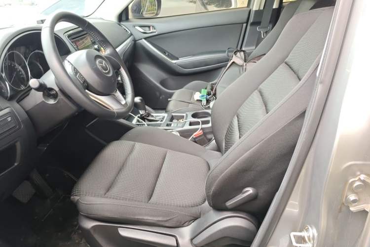Used Mazda CX-5 2015 2.0L Automatic Two-Wheel Drive Urban Version Left Front Seat