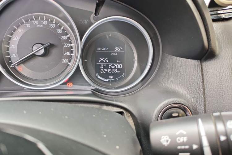 Used Mazda CX-5 2015 2.0L Automatic Two-Wheel Drive Urban Version Odometer Close Up