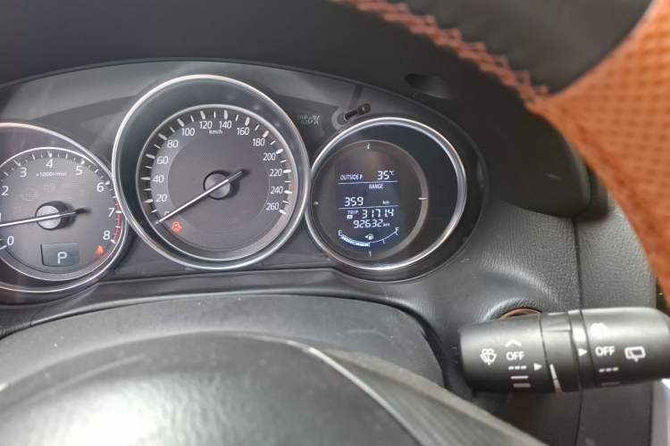 Used Mazda CX-5 2015 2.0L Automatic Two-Wheel Drive Urban Version Odometer Close Up