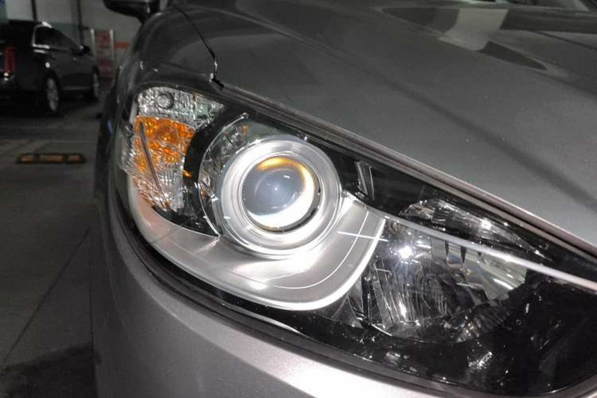 Used Mazda CX-5 2015 2.5L Automatic 4x4 Prestige Edition Right Front Headlight