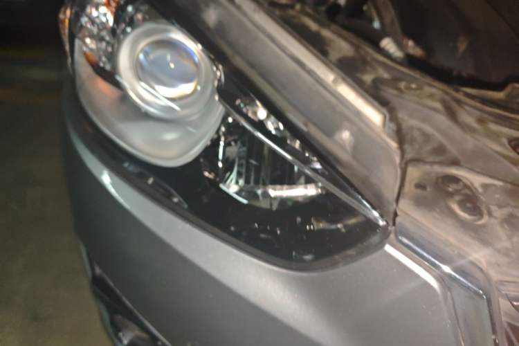 Used Mazda CX-5 2015 2.0L Automatic Two-Wheel Drive Urban Version Right Front Headlight