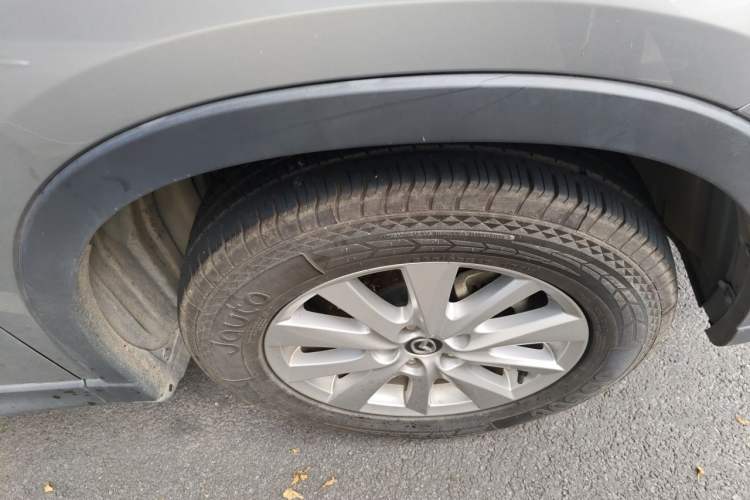 Used Mazda CX-5 2015 2.0L Automatic Two-Wheel Drive Urban Version Right Front Wheel Hub
