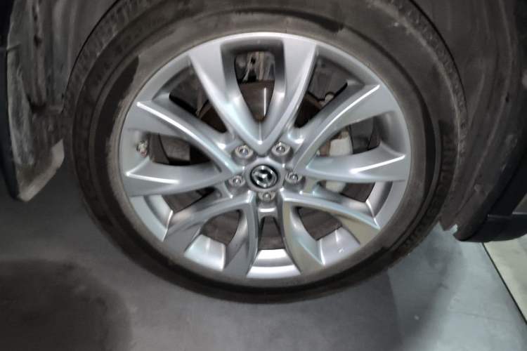 Used Mazda CX-5 2015 2.5L Automatic 4x4 Prestige Edition Right Front Wheel Hub