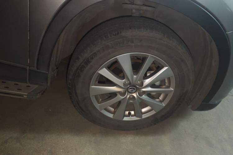 Used Mazda CX-5 2015 2.0L Automatic Two-Wheel Drive Urban Version Right Front Wheel Hub