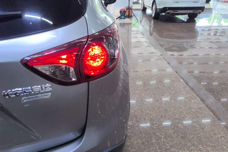 Used Mazda CX-5 2015 2.5L Automatic 4x4 Prestige Edition Right Rear Taillight