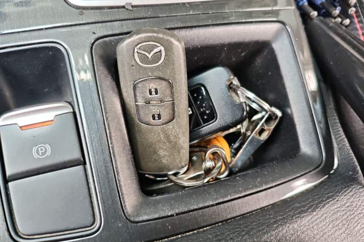 Used Mazda CX-5 2015 2.0L Automatic Two-Wheel Drive Urban Version Vehicle Key