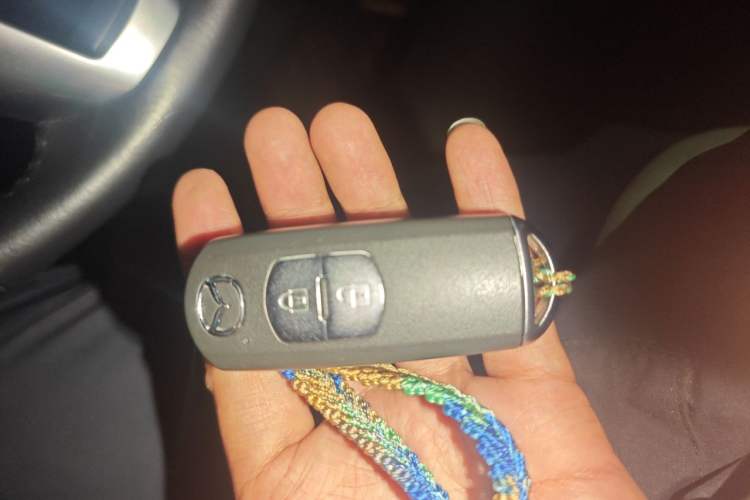 Used Mazda CX-5 2015 2.0L Automatic Two-Wheel Drive Urban Version Vehicle Key
