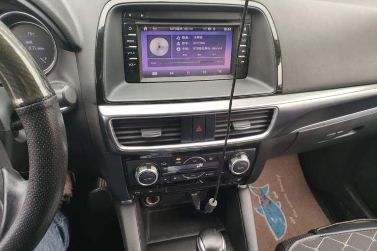 Used Mazda CX-5 2015 2.5L Automatic 4x4 Prestige Edition Audio And AC Panel