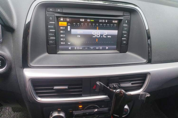 Used Mazda CX-5 2015 2.0L Automatic 4x4 Luxury Edition Audio And AC Panel