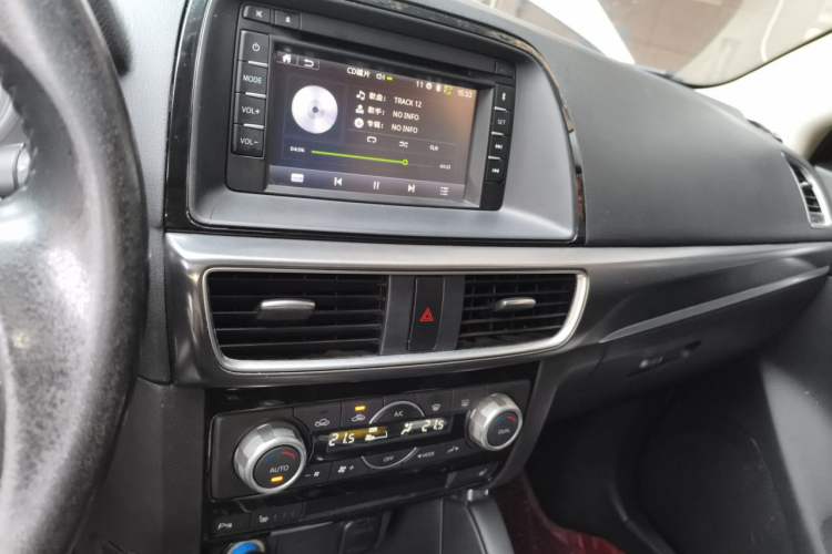 Used Mazda CX-5 2015 2.5L Automatic 4x4 Prestige Edition Audio And AC Panel