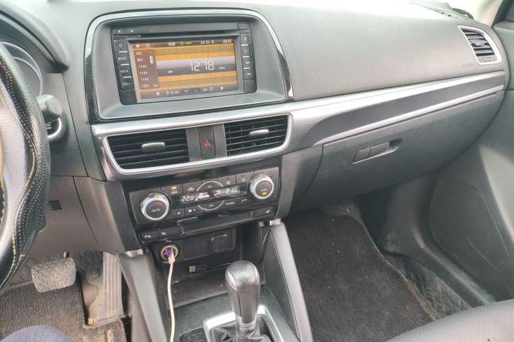 Used Mazda CX-5 2015 2.5L Automatic 4x4 Prestige Edition Audio And AC Panel