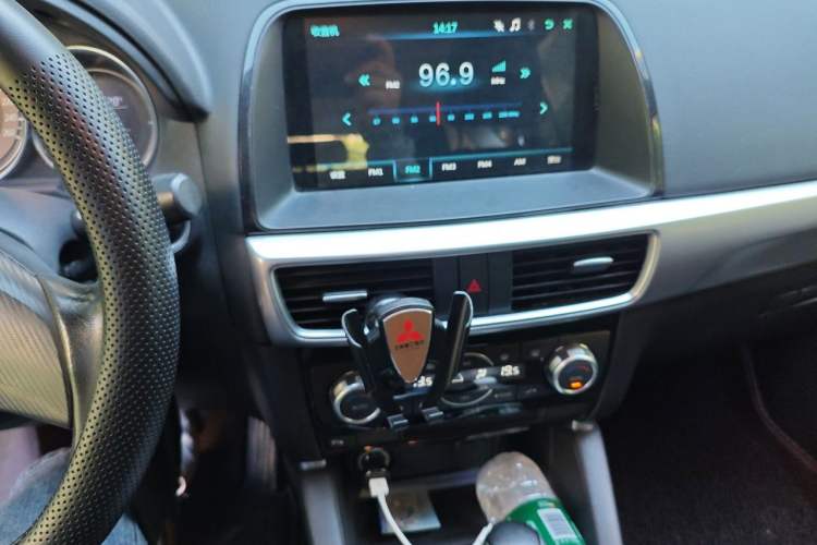 Used Mazda CX-5 2015 2.0L Automatic Two-Wheel Drive Urban Version Audio And AC Panel