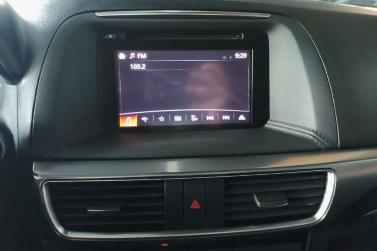 Used Mazda CX-5 2015 2.5L Automatic 4x4 Flagship Model Audio And AC Panel