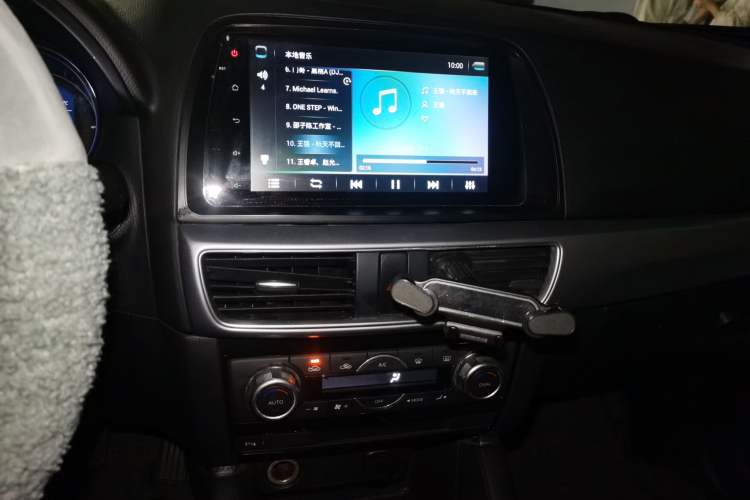 Used Mazda CX-5 2015 2.0L Automatic Two-Wheel Drive Urban Version Audio And AC Panel