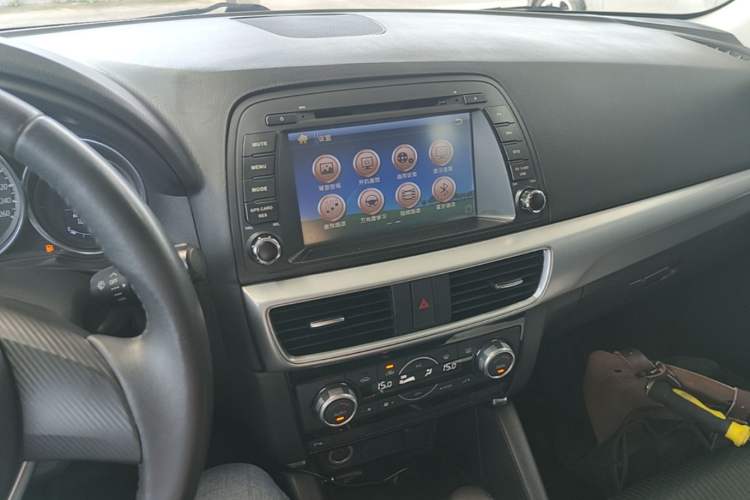 Used Mazda CX-5 2015 2.0L Automatic Two-Wheel Drive Urban Version Audio And AC Panel