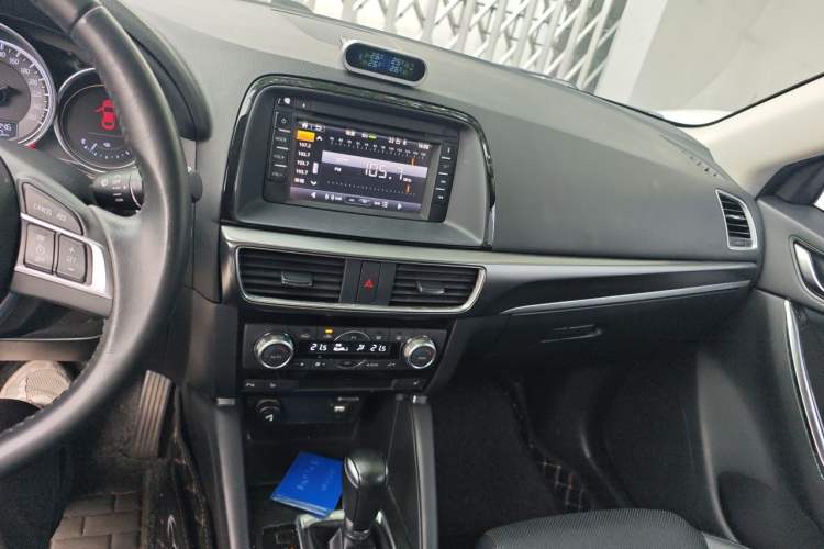 Used Mazda CX-5 2015 2.5L Automatic 4x4 Prestige Edition Audio And AC Panel