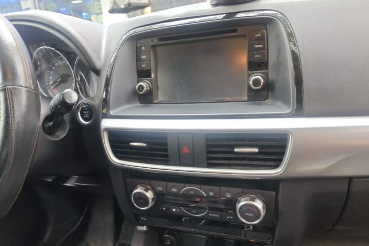 Used Mazda CX-5 2015 2.0L Automatic Two-Wheel Drive Urban Version Audio And AC Panel