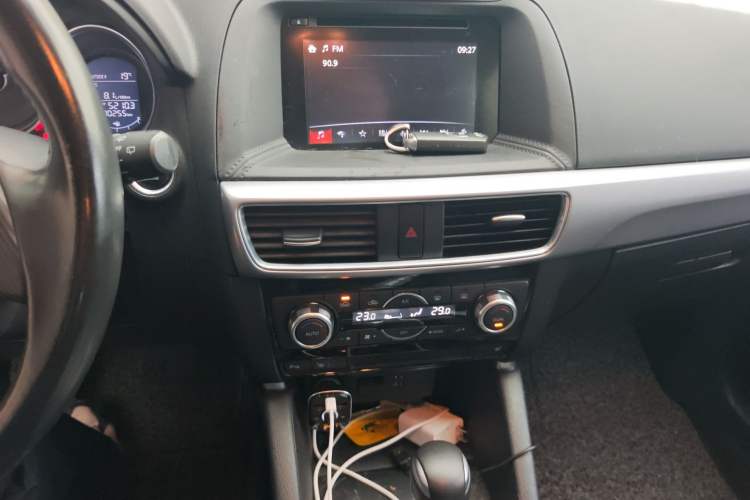 Used Mazda CX-5 2015 2.0L Automatic 4x4 Luxury Edition Audio And AC Panel