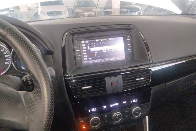 Used Mazda CX-5 2015 2.0L Manual Two-Wheel Drive Comfort Version Audio And AC Panel