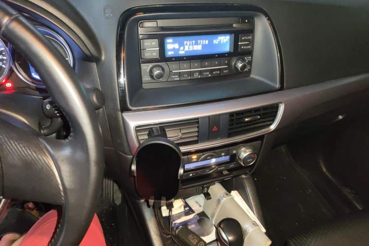 Used Mazda CX-5 2015 2.0L Automatic Two-Wheel Drive Urban Version Audio And AC Panel