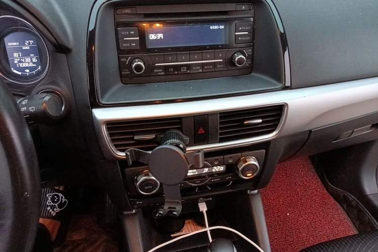 Used Mazda CX-5 2015 2.0L Automatic Two-Wheel Drive Urban Version Audio And AC Panel