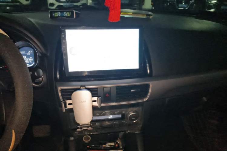 Used Mazda CX-5 2015 2.0L Automatic Two-Wheel Drive Urban Version Audio And AC Panel