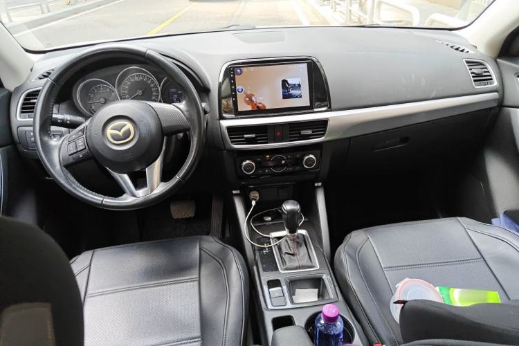 Used Mazda CX-5 2015 2.0L Automatic Two-Wheel Drive Urban Version Center Console