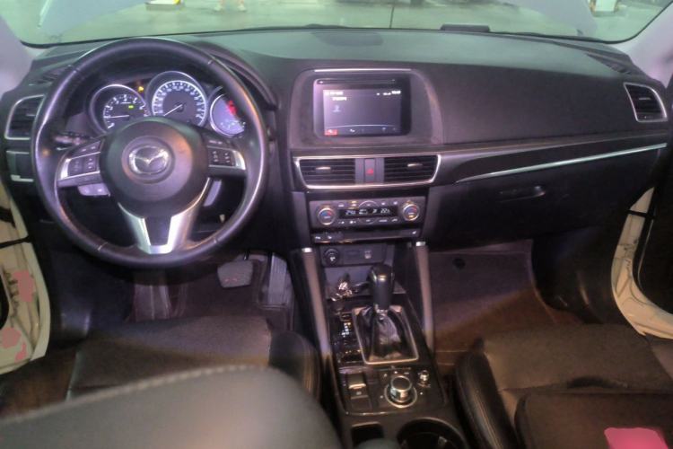 Used Mazda CX-5 2015 2.5L Automatic 4x4 Flagship Model Center Console