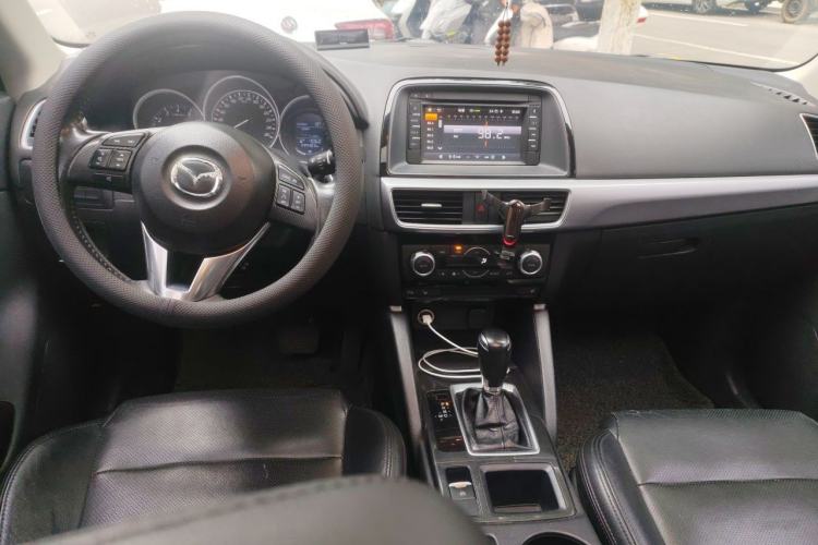 Used Mazda CX-5 2015 2.0L Automatic 4x4 Luxury Edition Center Console