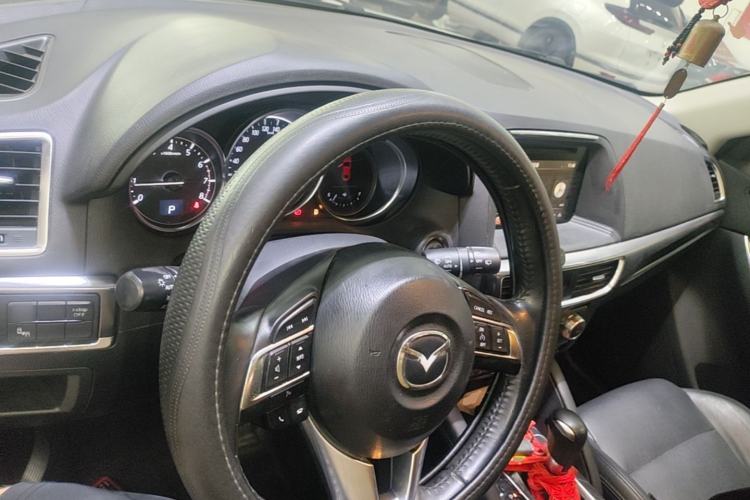 Used Mazda CX-5 2015 2.5L Automatic 4x4 Prestige Edition Center Console