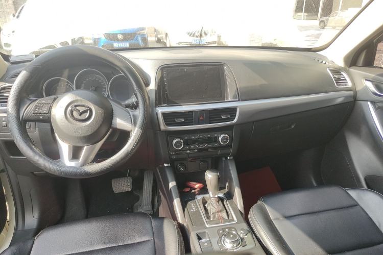 Used Mazda CX-5 2015 2.0L Automatic 2WD Comfort Edition Center Console