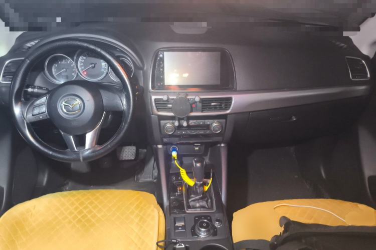 Used Mazda CX-5 2015 2.0L Automatic Two-Wheel Drive Urban Version Center Console