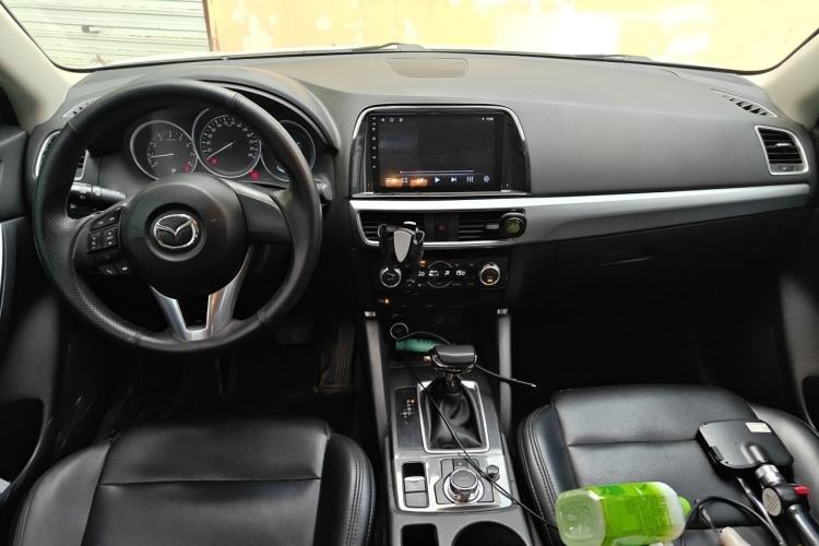Used Mazda CX-5 2015 2.0L Automatic Two-Wheel Drive Urban Version Center Console