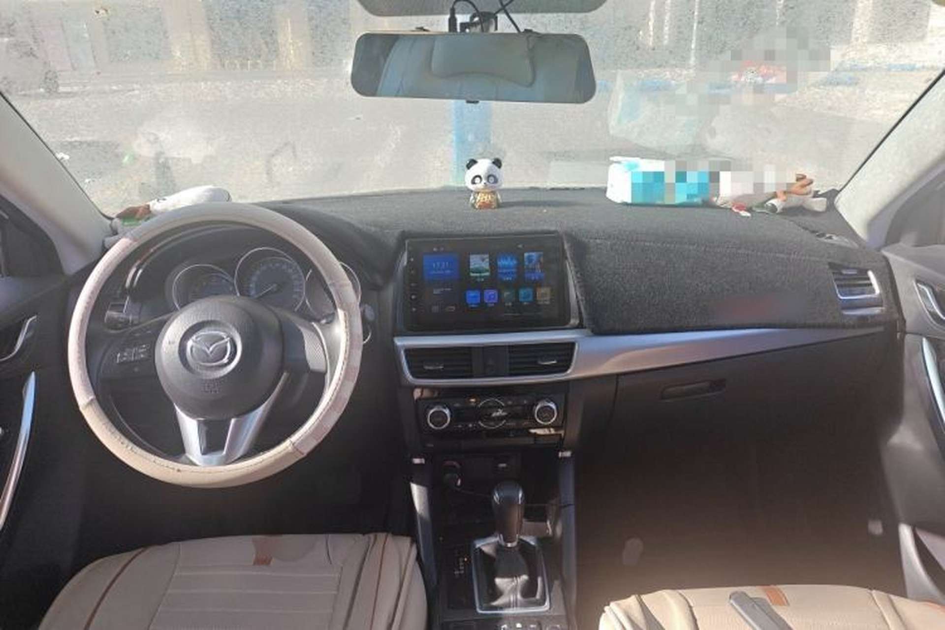 Used Mazda CX-5 2015 2.0L Automatic Two-Wheel Drive Urban Version Center Console