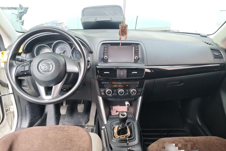 Used Mazda CX-5 2015 2.0L Manual Two-Wheel Drive Comfort Version Center Console