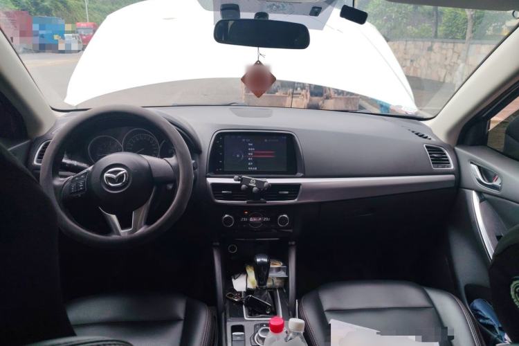 Used Mazda CX-5 2015 2.0L Automatic Two-Wheel Drive Urban Version Center Console