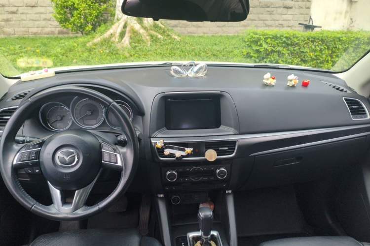 Used Mazda CX-5 2015 2.5L Automatic 4x4 Prestige Edition Center Console